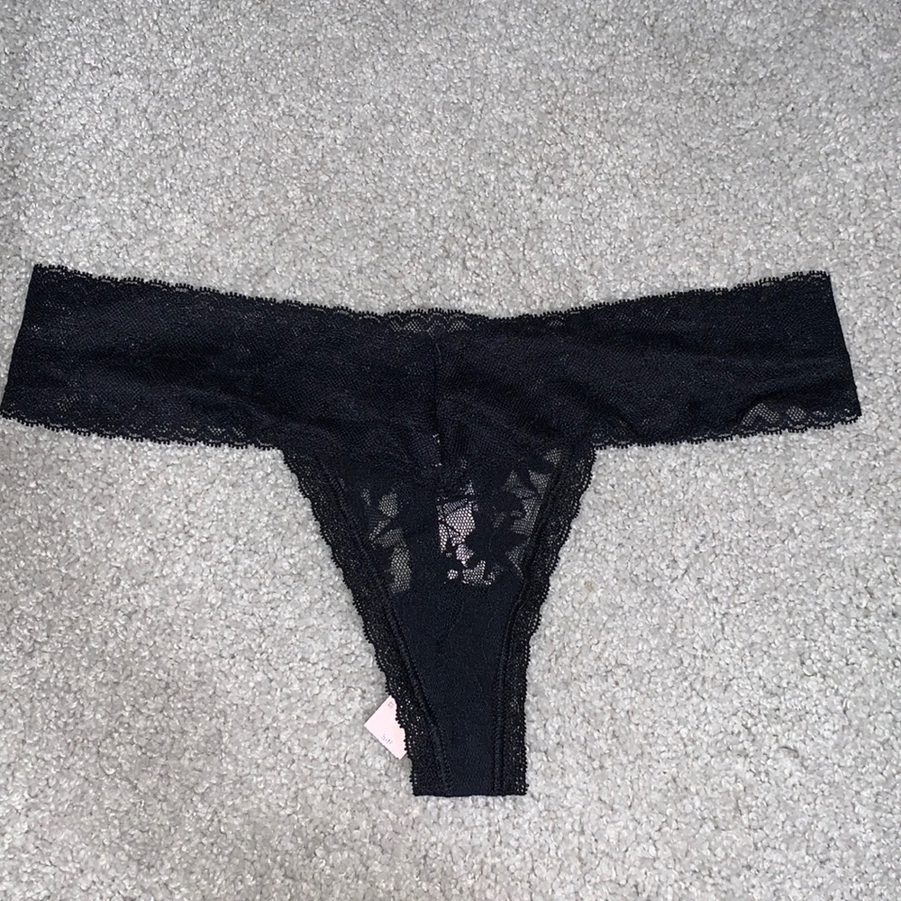 Black lace thong